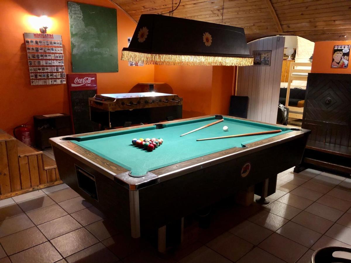 Whole Basemenet Former Pub4 Stag Do/hen Party Apartamento